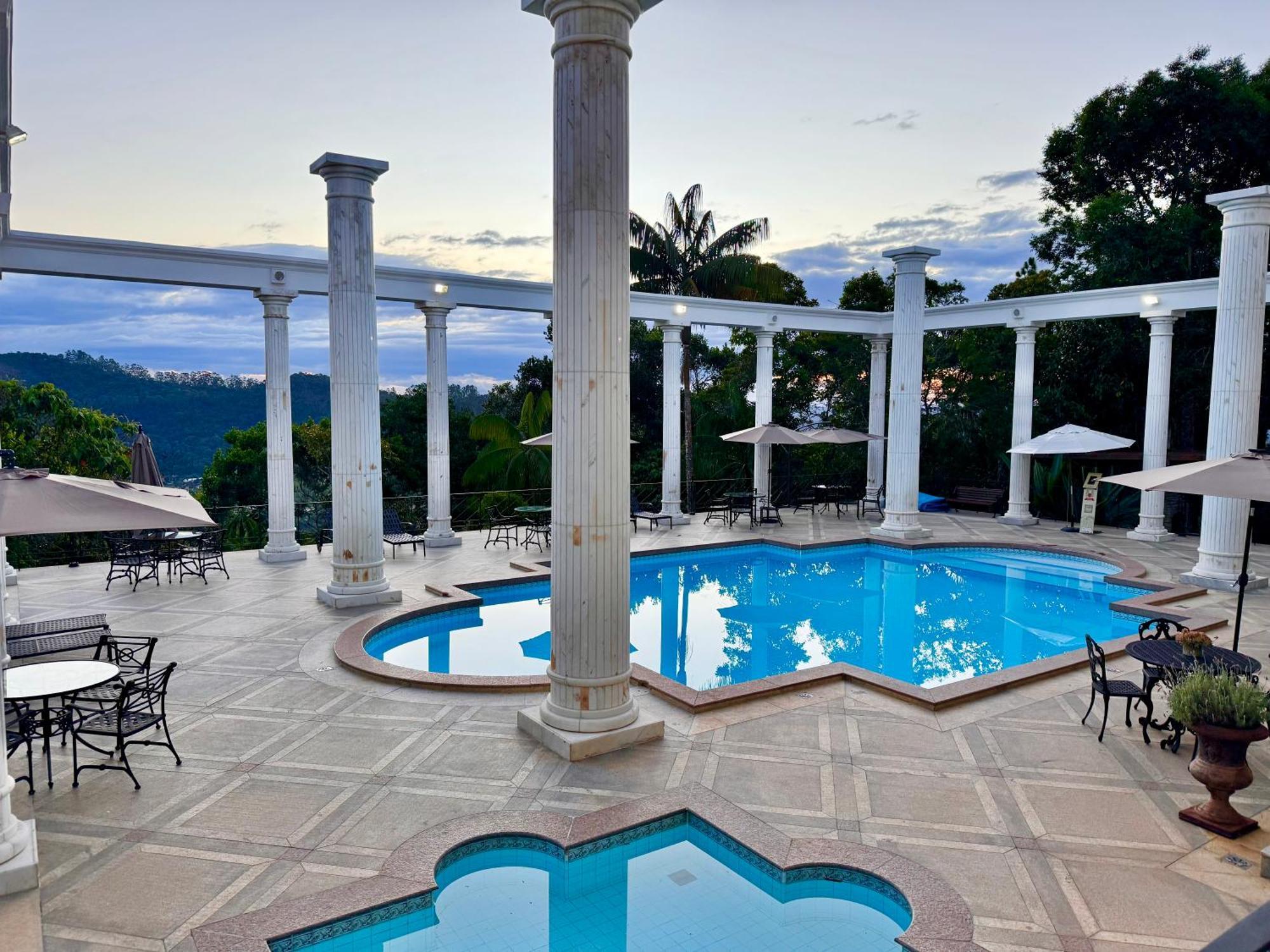 Aroso Paco Hotel Педра-Азул Экстерьер фото The swimming pool at the hotel
